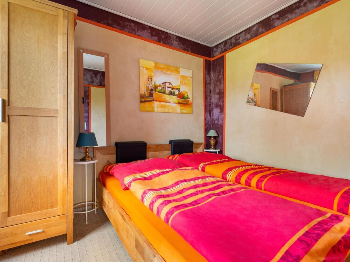 Idyllic Bungalow In Pepelow With Garden Extérieur photo